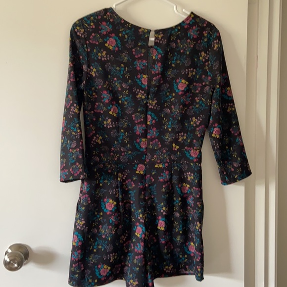 Garage flower romper - Picture 2 of 2